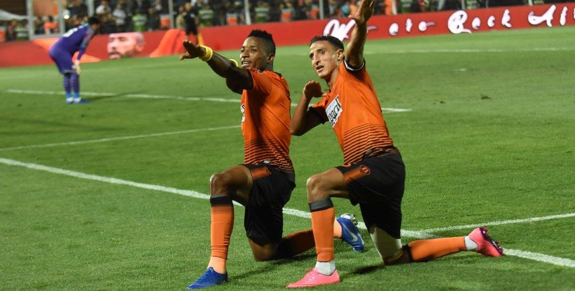 نهضة بركان يلحق بالزمالك والترجي في مجموعات دوري الأبطال
