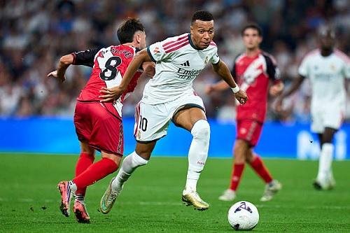 ريال مدريد يستعيد نغمة الانتصا...