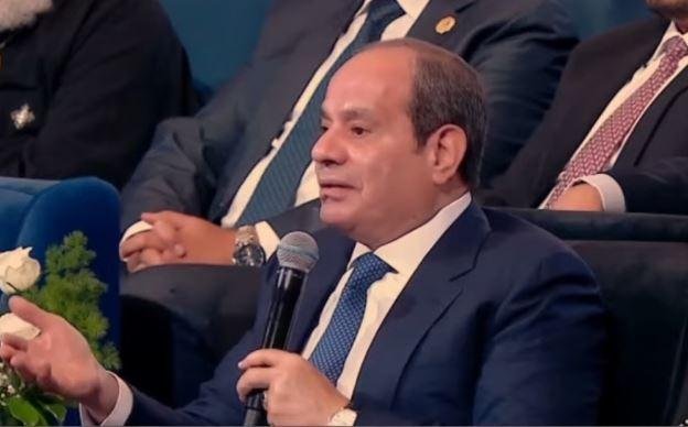 الرئيس السيسي: «الله أعز وأكرم بكتير» من الضغط على أحد للإيمان به