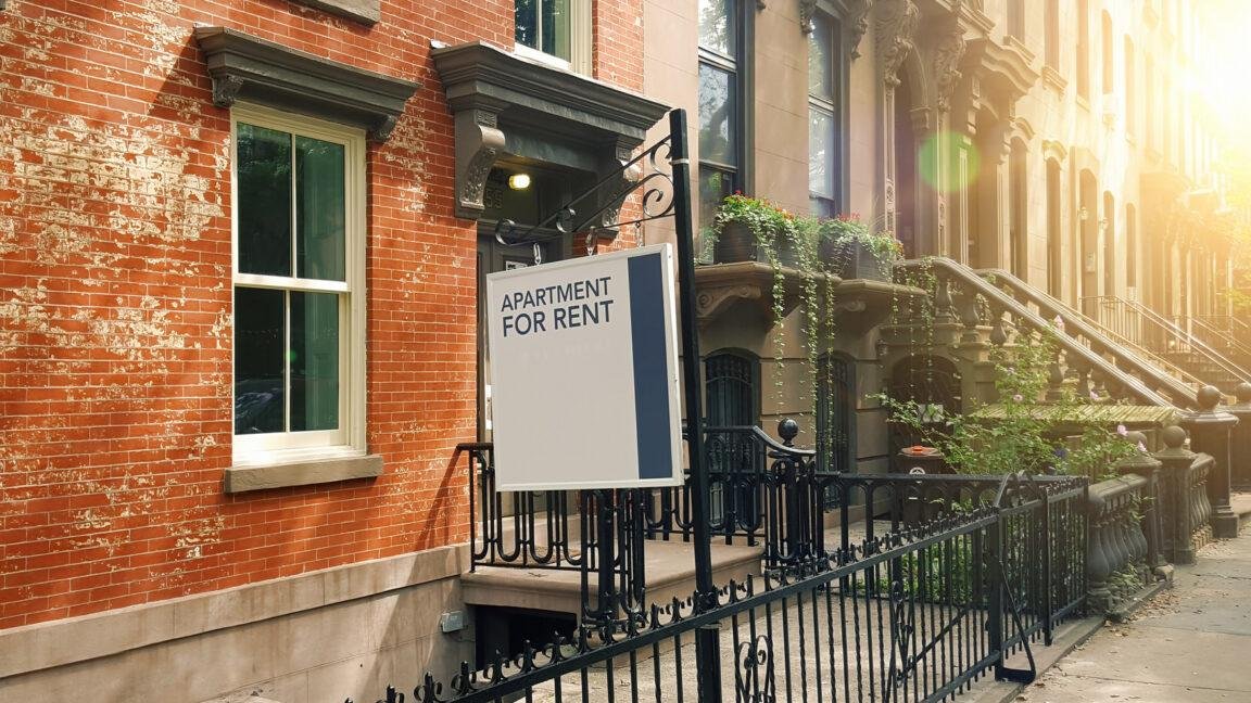 Hidden Zillow listings created...
