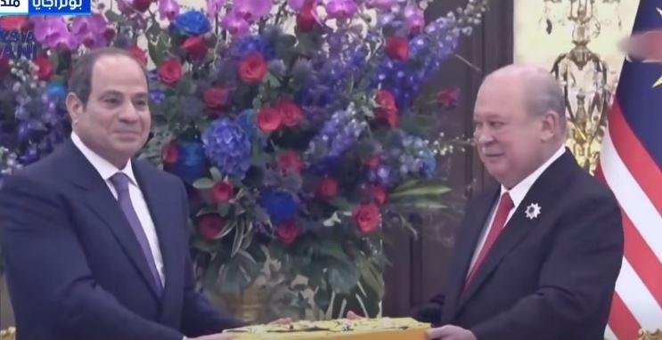 الرئيس السيسي يتلقى أرفع وسام اتحادي ماليزي تقديرًا للعلاقات التاريخية بين البلدين