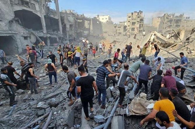 شهيدان ومصابون في قصف إسرائيلي على قطاع غزة