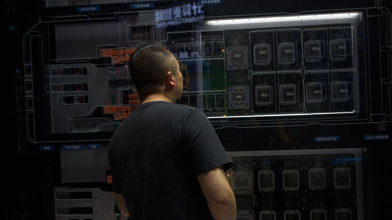 Chinese supercomputer manufact...