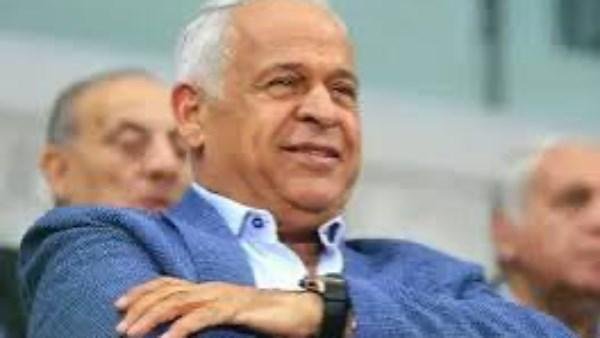 لتفادي المجهول.. فرج عامر يُطالب بتجديد عقد ياسر إبراهيم مع الأهلي