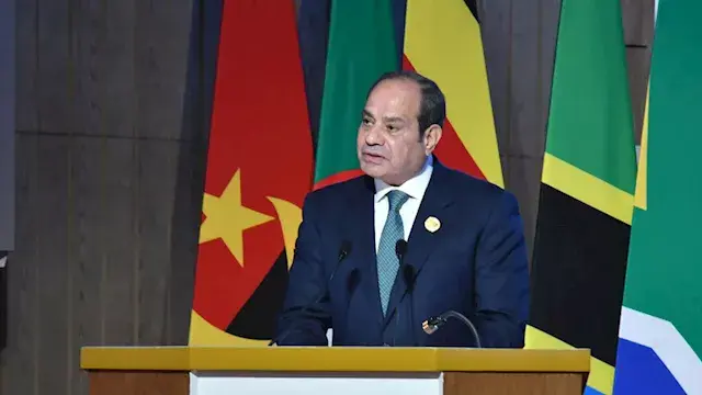 الرئيس السيسي: إنشاء 70 ألف مقبرة جديدة على 3 مراحل في حلوان والعاشر من رمضان