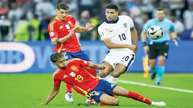 لحظة بلحظة.. إسبانيا 0 -0 إنجل...