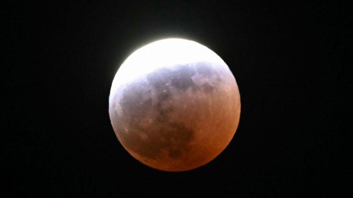 Lunar eclipse 2026 livestreams...