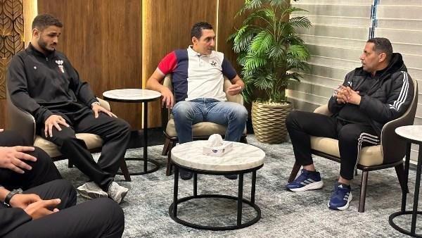 وزير الشباب والرياضة يستقبل بطل العالم مصطفى حسين بمطار القاهرة عقب تتويجه بذهبية المصارعة الرومانية