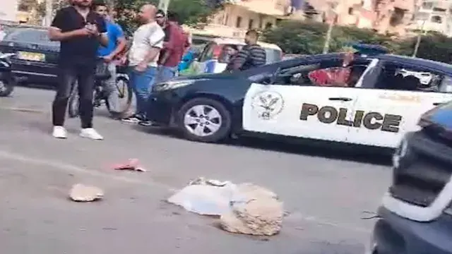 تفاصيل إصابة شخصين في انقلاب س...