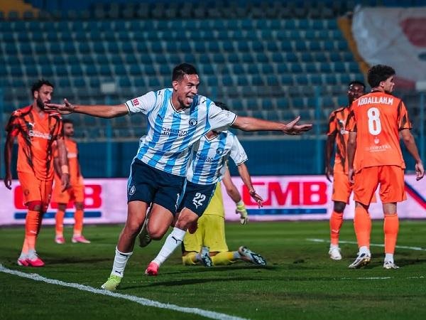 شوط أول مثير.. بيراميدز يتفوق على سيراميكا بثلاثية في الدوري
