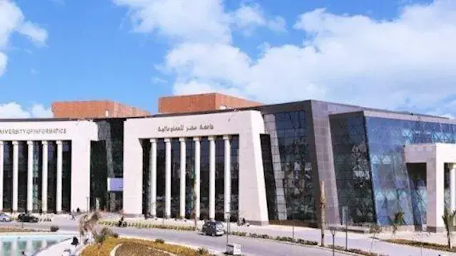 رئيس جامعة مصر للمعلوماتية: إعداد جيل من محللي البيانات لدعم جهود التحول الرقمي
