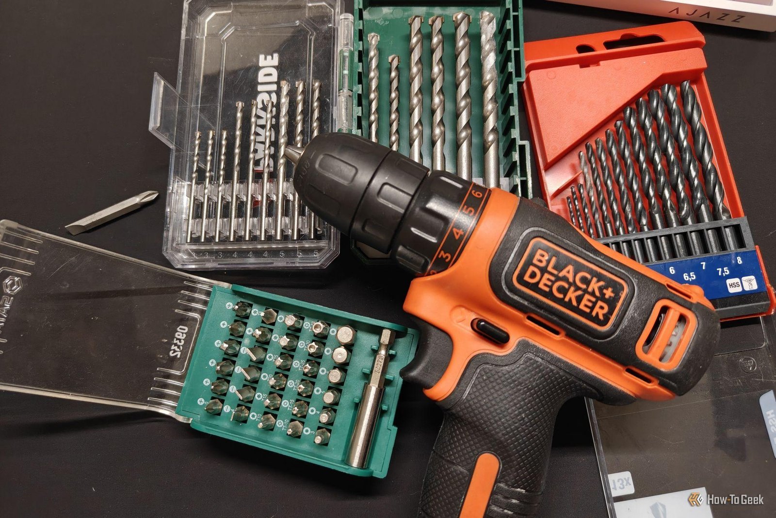 I used a basic Black+Decker dr...