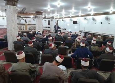 الأوقاف تكثف برامج تدريب الأئمة بالجيزة والقليوبية في الفكر المعتدل واللغة العربية
