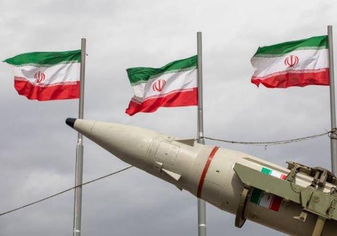 رويترز: إيران تستعد لرد أقوى على أي هجوم مع انحسار فرص نجاح الدبلوماسية