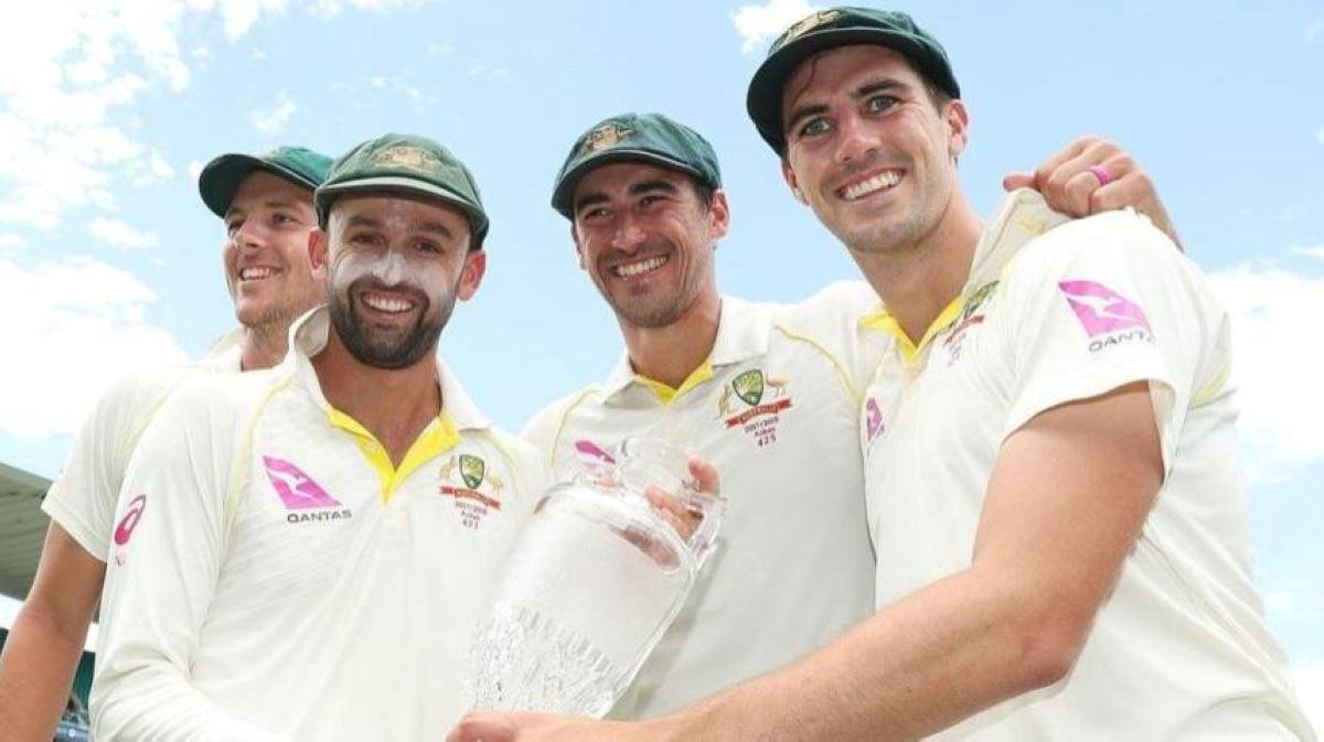 'Big Four' bowlers back as age...