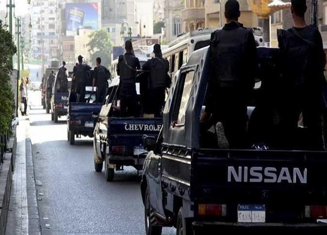 مصرع 8 أشخاص في تبادل لإطلاق النار مع قوة من مكافحة المخدرات بالشرقية