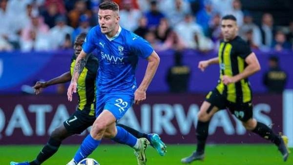 دوري روشن السعودي .. الهلال يتفوق على الإتحاد 2-1 في الشوط الأول
