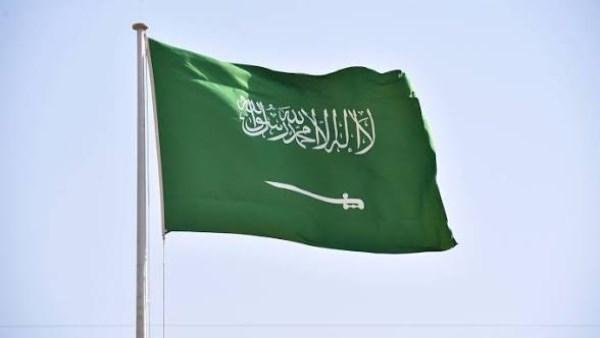 الخطوط الجوية السعودية: استشهاد قائد إحدى طائراتنا في الاعتداء على مطار الملك خالد الدولي