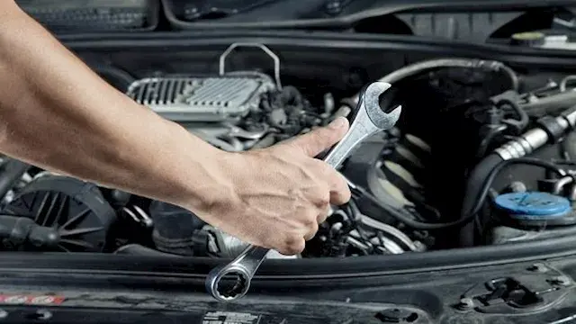 أعطال خطيرة في سيارتك تبدأ بعل...