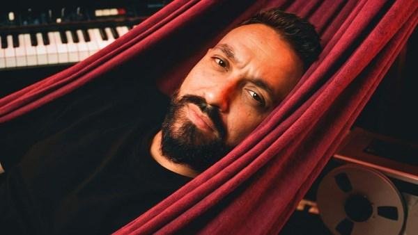 كريم محسن يطرح ألبوم ابن الناس...