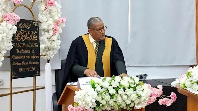 باحث سيناوي يحصد الماجستير بامتياز عن الأمن السيبراني لطلاب الثانوية (صور)