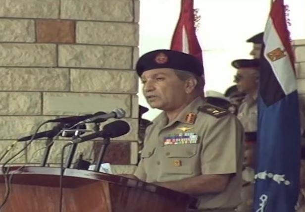 الرئيس السيسي يشاهد فيلما تسجيليا بعنوان «قادة في وجدان الأمة»