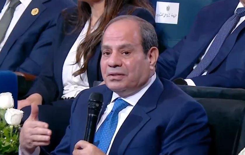 الرئيس السيسي: يعيش المصريون على 7% من مساحة البلاد.. والوضع غير إنساني