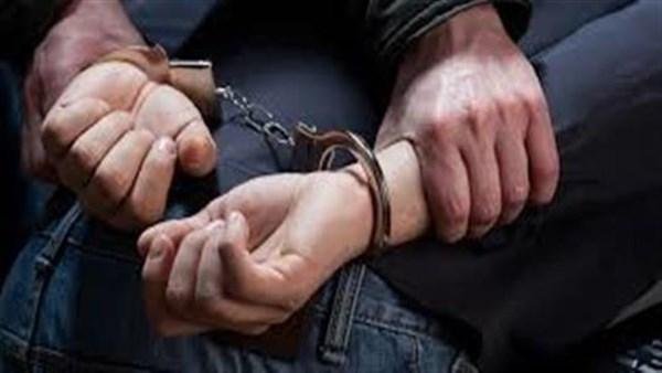مقتـ.ل شاب على يد نجل خاله وإصابة اثنين آخرين في الإسكندرية