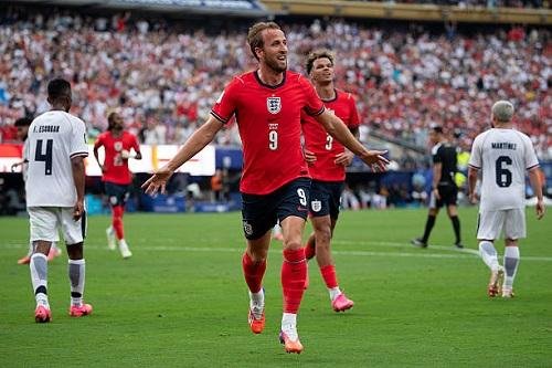 هاري كين يعادل رقم شيلتون التاريخي مع منتخب إنجلترا أمام التشيك