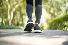 كيف يقلل المشي نصف ساعة يوميا...