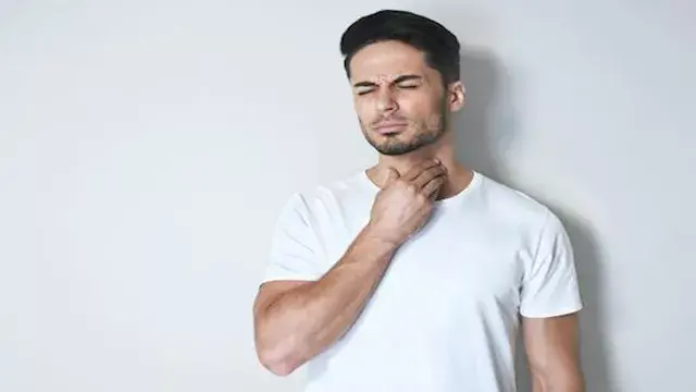 بحة الصوت لأكثر من أسبوعين قد...