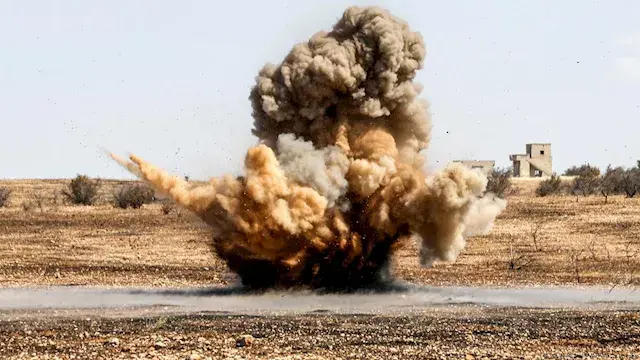 إصابة 20 شخصا بينهم حالات خطرة في انفجار ذخيرة شمالي إسرائيل (فيديو)