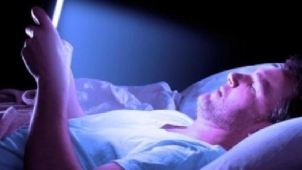 ما تأثير الهاتف المحمول على المخ والأعصاب