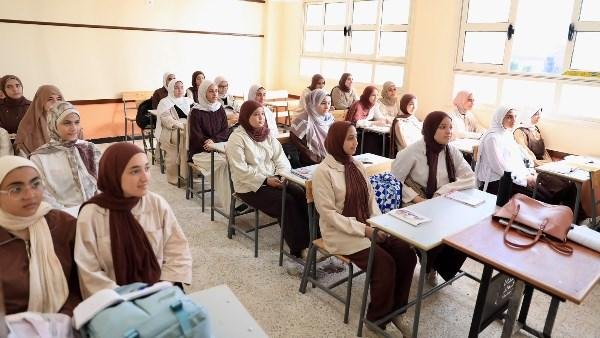 بدء امتحانات شهر أكتوبر 2026 في المدارس اليوم بدون تعطيل للدراسة