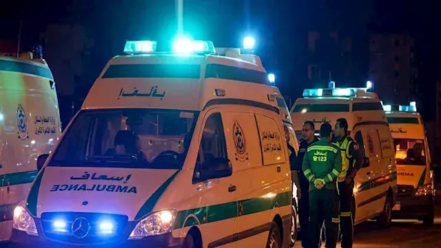 "ماشيين بالصدفة".. تفاصيل مصرع شخص وإصابة 3 آخرين إثر سقوط حائط عليهم في العياط