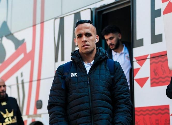ناصر منسي يساند الزمالك رغم الإيقاف