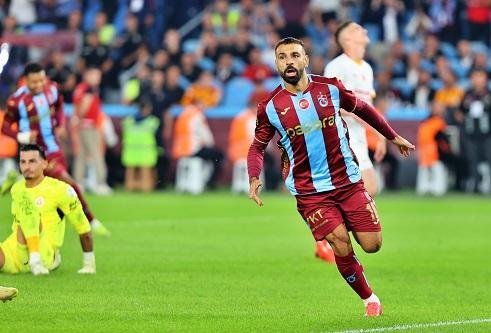 صلاح على رأس قائمة طرابزون لمواجهة سامسون سبور في الدوري التركي
