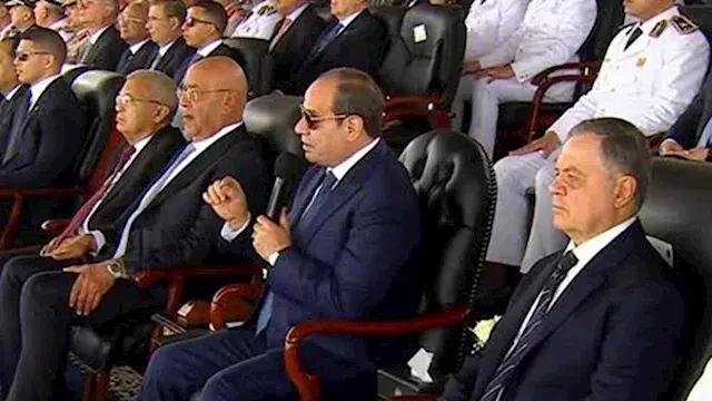 الرئيس السيسي: محاولات تشويه الشرطة والقوات المسلحة مستمرة منذ 2011