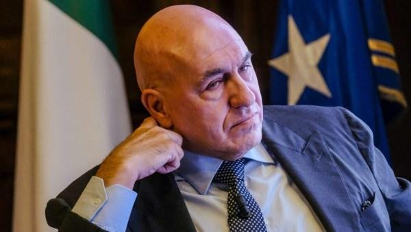وزير الدفاع الإيطالي: الطاقة النووية مسألة أمن قومي