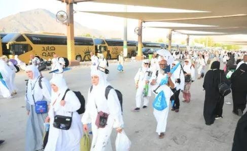 مصدر بالتضامن لـ الشروق: سفر أول فوج من حجاج الجمعيات إلى المدينة 28 أبريل المقبل