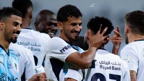 بونو ونيفيز يقودان الهلال في مواجهة الفتح.. تعرف على التشكيل