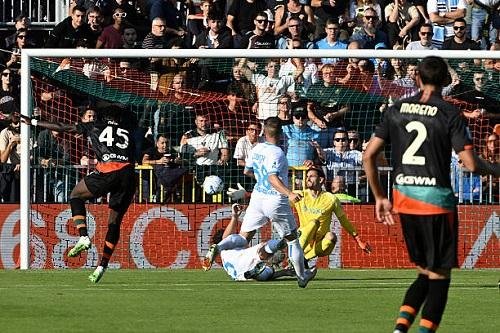 نابولي يخسر من جديد في الدوري الإيطالي أمام فينيسيا