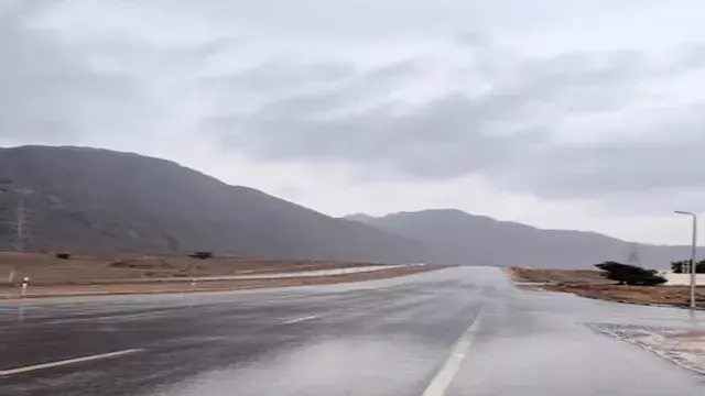 الأرصاد تعلن طقس الإثنين: شبورة صباحية وفرص أمطار رعدية بعدة مناطق