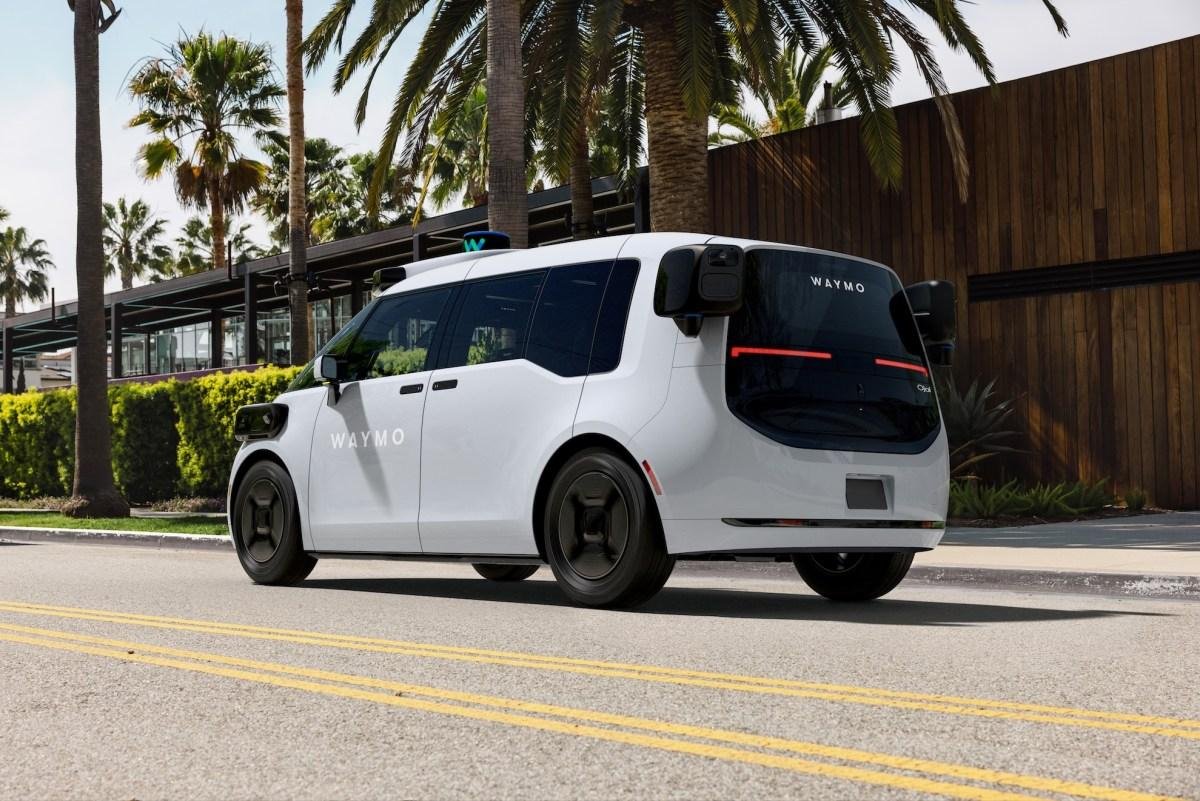 Waymo opens robotaxi service i...