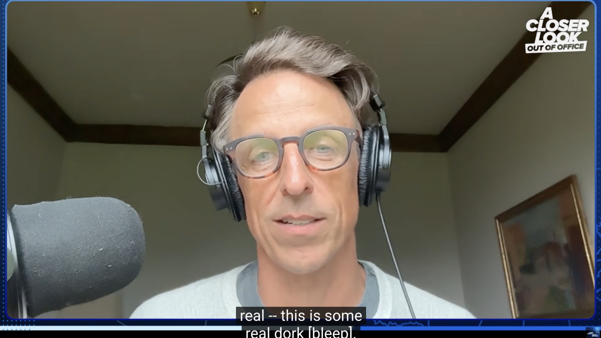 Seth Meyers ruthlessly mocks a...