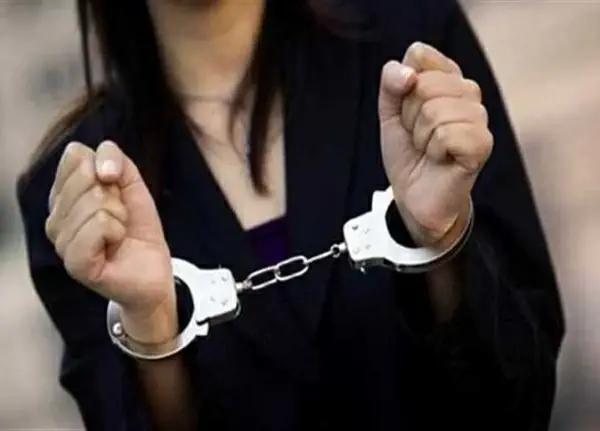 رقص خارج نافذة سيارة فى الجيزة...