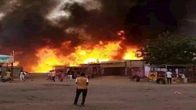 ميليشيا الدعم السريع تستهدف محطتي كهرباء وضخ وقود بالسودان