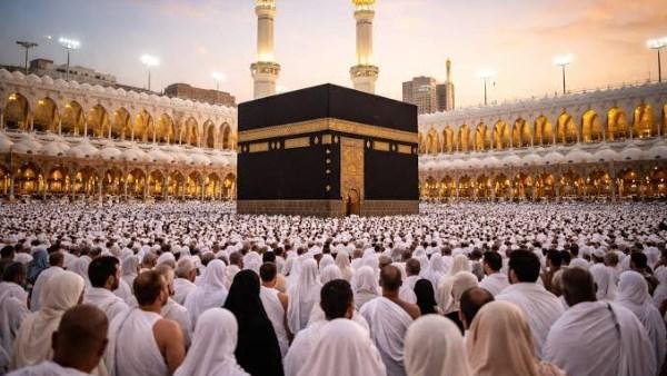 هل يجوز أداء عمرة واحدة عن الأب والأخ المتوفى؟.. أمين الفتوى يوضح