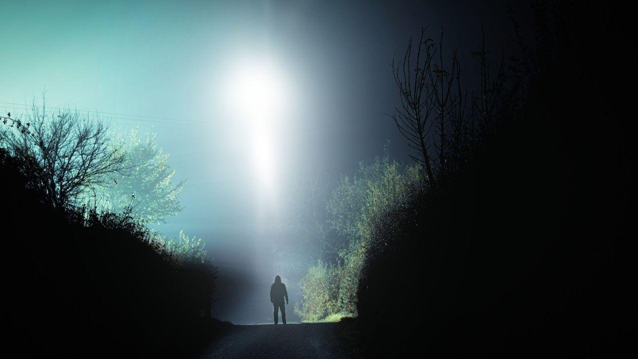 'We Want to Believe' book expl...