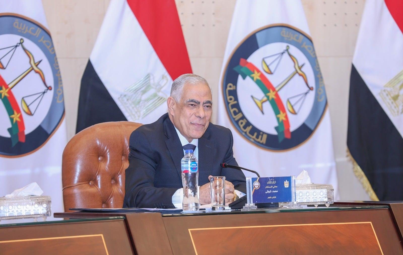 النائب العام يعرب عن تقديره لجهود أعضاء النيابة في أداء مهام عملهم